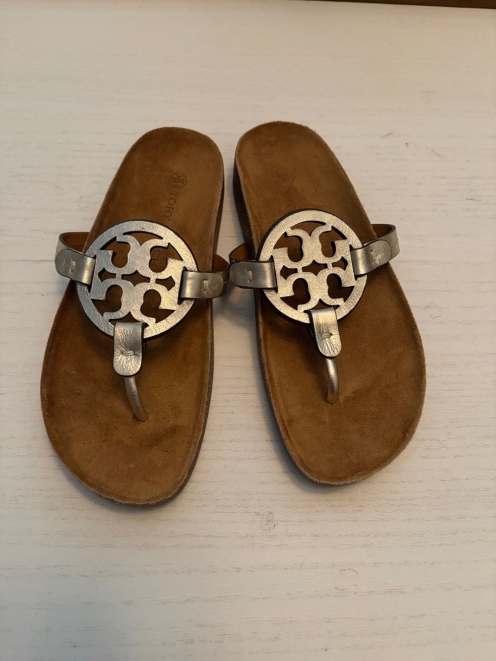 Tory Burch Metallic Silver Logo Thong Sandals with Brown Suede Footbed